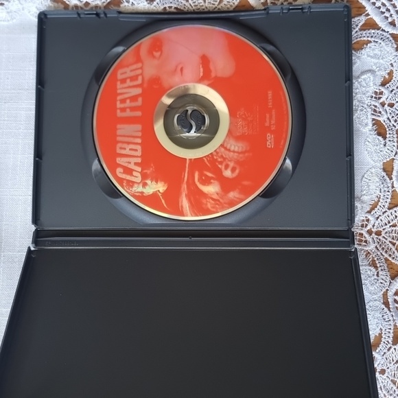 Cabin Fever DVD Horror Movie - Picture 6 of 6